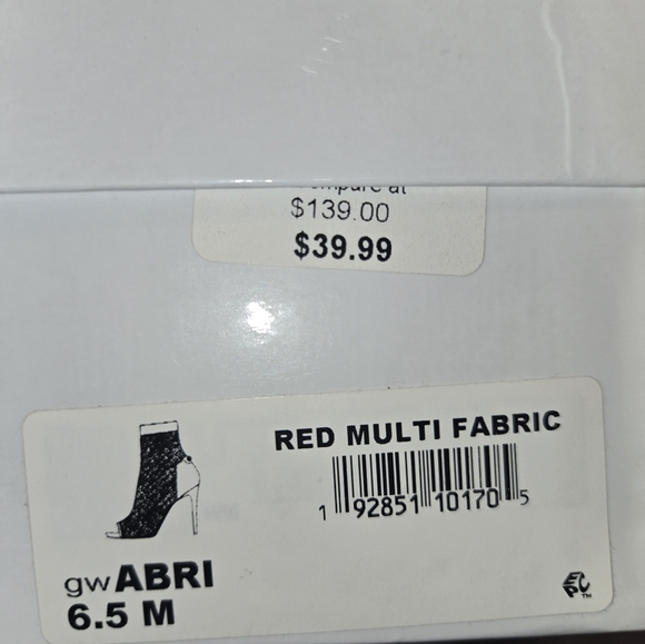 Red Guess Booties - Picture 3 of 8